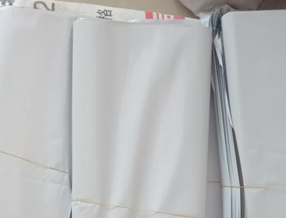 网购中常见三种颜色快递袋的区别？